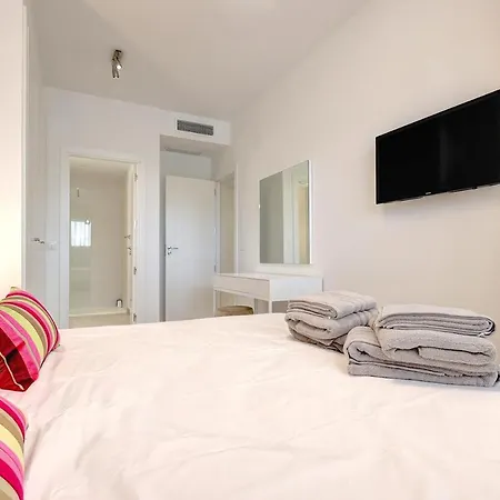 Beautiful New Build Appartement